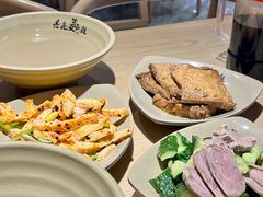-亮亮拉面(师范路店)