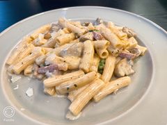 火腿蘑菇奶油尖面-Osteria意大利餐厅