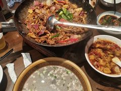 -富正毅三下锅·湘西韵味(天门山索道店)