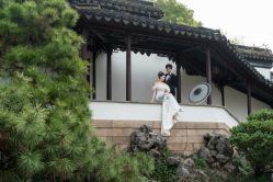 -雪中彩影婚纱摄影·微光艺术中心