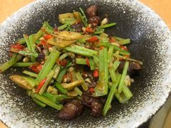 红烧肥肠-老游独一佳湘菜馆(高新四路店)
