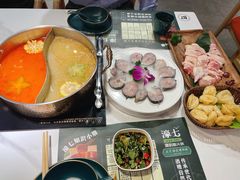 -椰子湾·海南火锅·糟粕醋·椰子鸡(正大广场店)