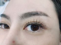 -初心纹眉洗眉·美睫专业店