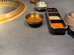 -铭牛烧肉·和牛海鲜自助(高新月牙湖店)