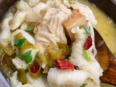 -周鱼小馆石锅酸菜鱼(活力汇店)