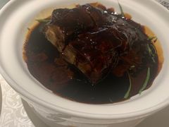 招牌焦糖黑叉烧-维园悦谱·海派家常菜(乌鲁木齐南路店)