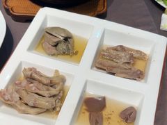 -香山湖家家宴(中山陵店)