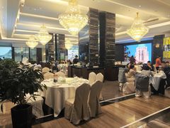 -万龙洲海鲜(大兴绿地缤纷城店)