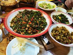 -自贡盐帮菜·玩辣餐厅(樱花园西街店)