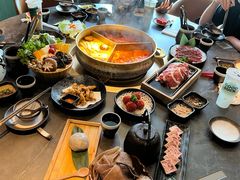 -湊湊火锅·茶憩(杭州湖滨银泰in77店)
