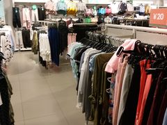 -H&M(来又来时尚购物广场店)