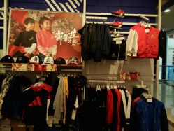 -adidas kids(翠微百货店)