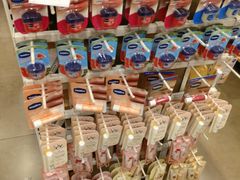 -名创优品(广东东莞东城万达2店)
