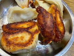 -黄阿姨锅贴大王(万航渡路店)