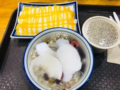 椰子水清补凉-文昌邓记清补凉(西沙路店)