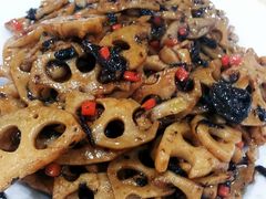 榄菜莲花耦-老边饺子馆(东单店)