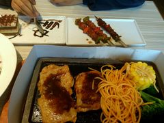 -必胜客(证大大拇指店)