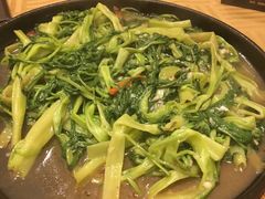 -沙龙酒家