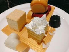 -半岛翡丽海鲜自助餐厅(观风亭店)