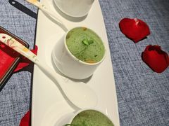 法式蒜香蜗牛-弦月窗LUNETTE BY AMANDA(复兴路店)