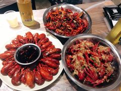 -巴厘龙虾·榜首油焖大虾(音乐学院·沿江酒馆店)