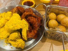 -BHC炸鸡(明洞总店)