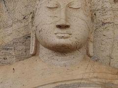 -波隆纳鲁沃古城皇家宫殿