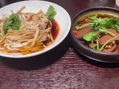 -古都历食南京菜·烤鸭·鸭血粉丝·汤包(南京博物院店)