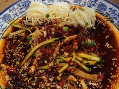 鸡丝凉面-临界音乐酒馆·小龙虾·江湖菜(华熙LIVE·鱼洞店)
