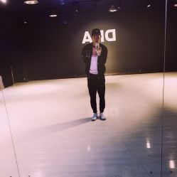 -DNA舞室