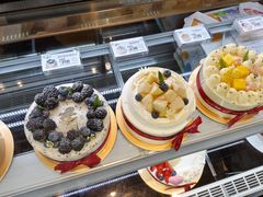 -花花卷卷·鲜食蛋糕(静安久光百货店)