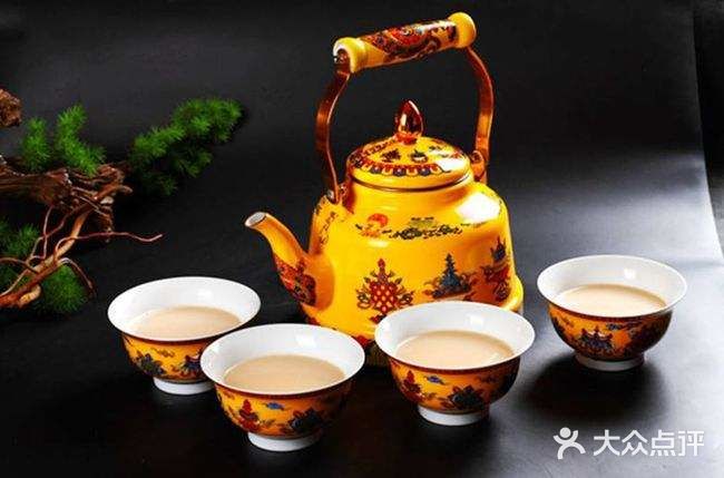 鱼子西火锅藏餐(星空民宿店)