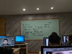 -金夫人化妆摄影职业培训学校