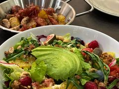 -théATRE茶聚场·餐厅(环球金融中心店)