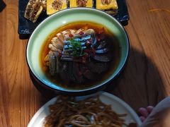 -天山集市(和家乐广场店)