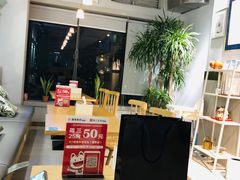 -F+轻食健身赋能空间(中华北路国贸商场店)