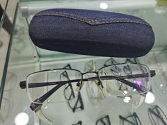 -发茂眼镜·蔡司依视路镜片(镇坪路店)