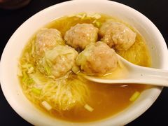 鲜虾云吞面-伍湛记 · 广州老字号(龙津中路店)