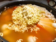 部队年糕火锅-七八冷面·延边朝鲜族美食(欢乐谷店)