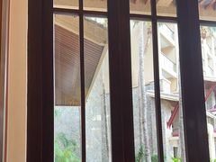 -亚龙湾希尔顿自助餐厅·海鲜·烧烤·沙滩BBQ·现场乐队