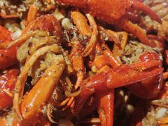 -琥珀老六龙虾(四里河店)