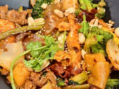 -醉人椒麻辣香锅(王府井喜悦店)