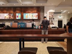 大堂-星巴克臻选(广州沙面店)