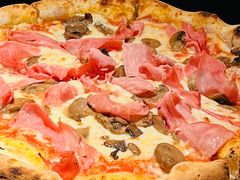 意式火腿蘑菇披萨-IL TEATRO 精品意大利餐厅