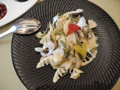 -湖影中餐厅·南京金茂威斯汀大酒店