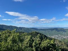 -鬼笑石后山停车场