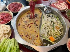 -储奇门鳝鱼火锅(总店)