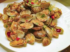 -鑫渔港海鲜本地菜·山海关浑锅(东戴河店)