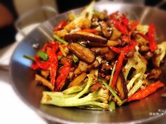 -渔语鱼酸菜鱼新川菜(来福士店)