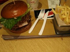 -麦当劳(新王府井店)
